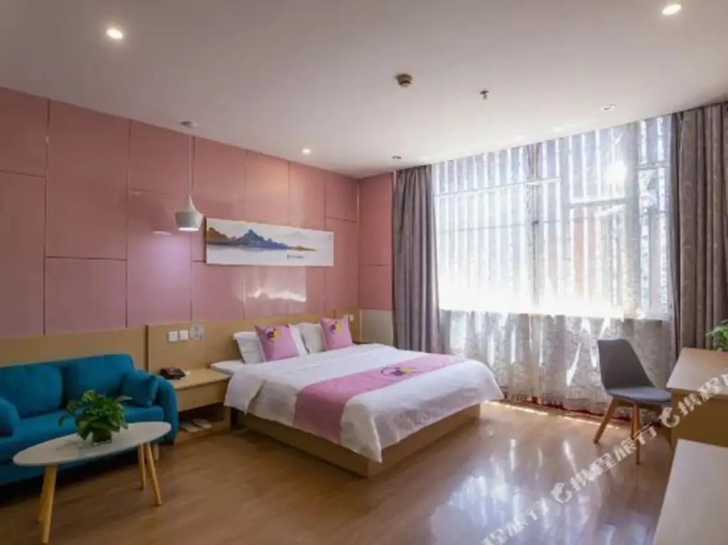 Нинбо: 6+1 Business Hotel