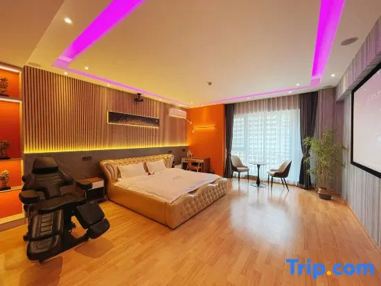 Цзинань: Enjoy Love 520 Movie E-sports Hotel (Jinan Olympic Sports Center)
