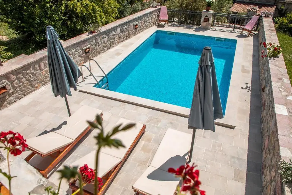 Тиват: Old Stone House Tivat Villas I&Ii