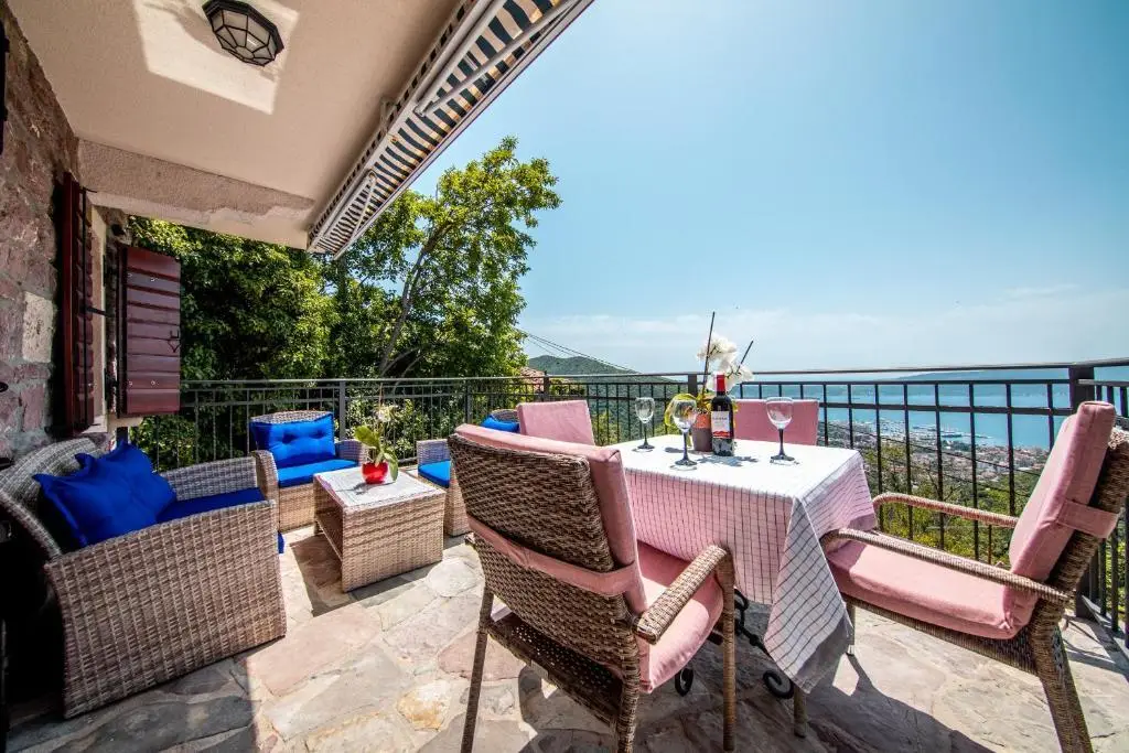 Тиват: Old Stone House Tivat Villas I&Ii