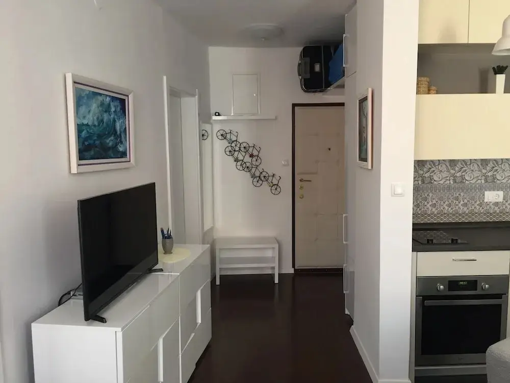 Бечичи: Square 44 Apartment