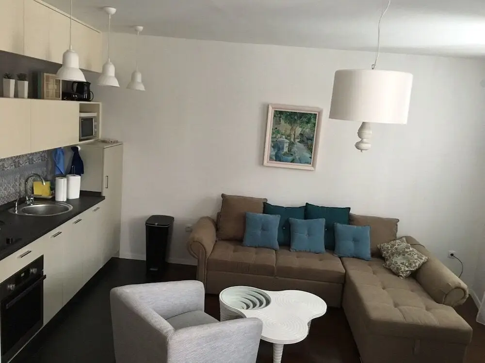 Бечичи: Square 44 Apartment