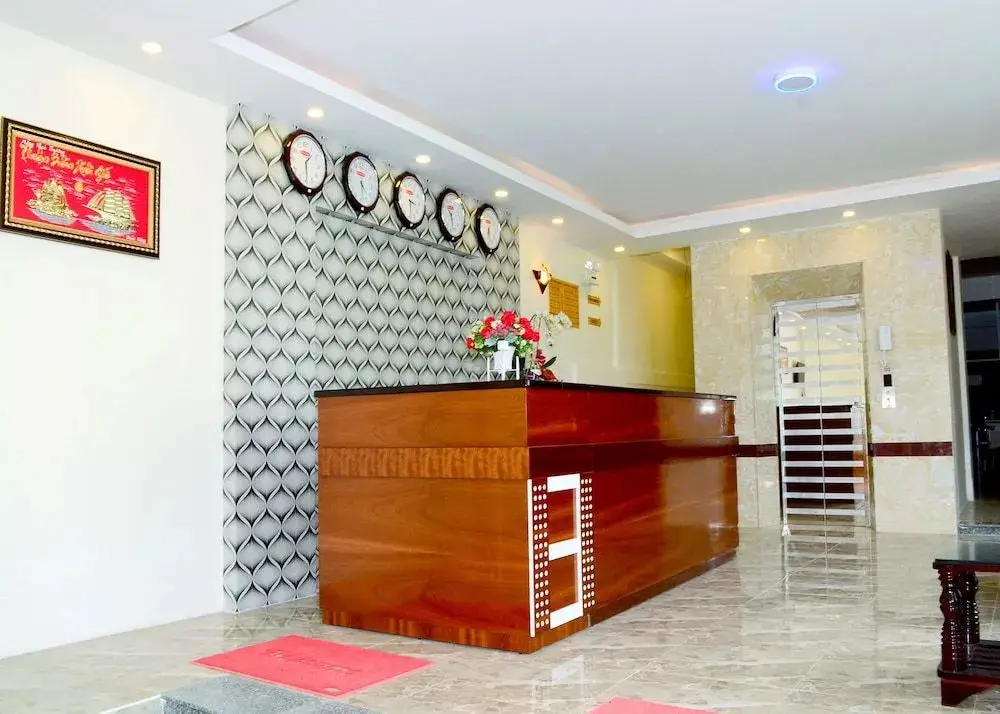 Кантхо: Oyo 753 Bright Moon Hotel
