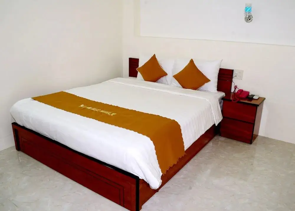 Кантхо: Oyo 753 Bright Moon Hotel