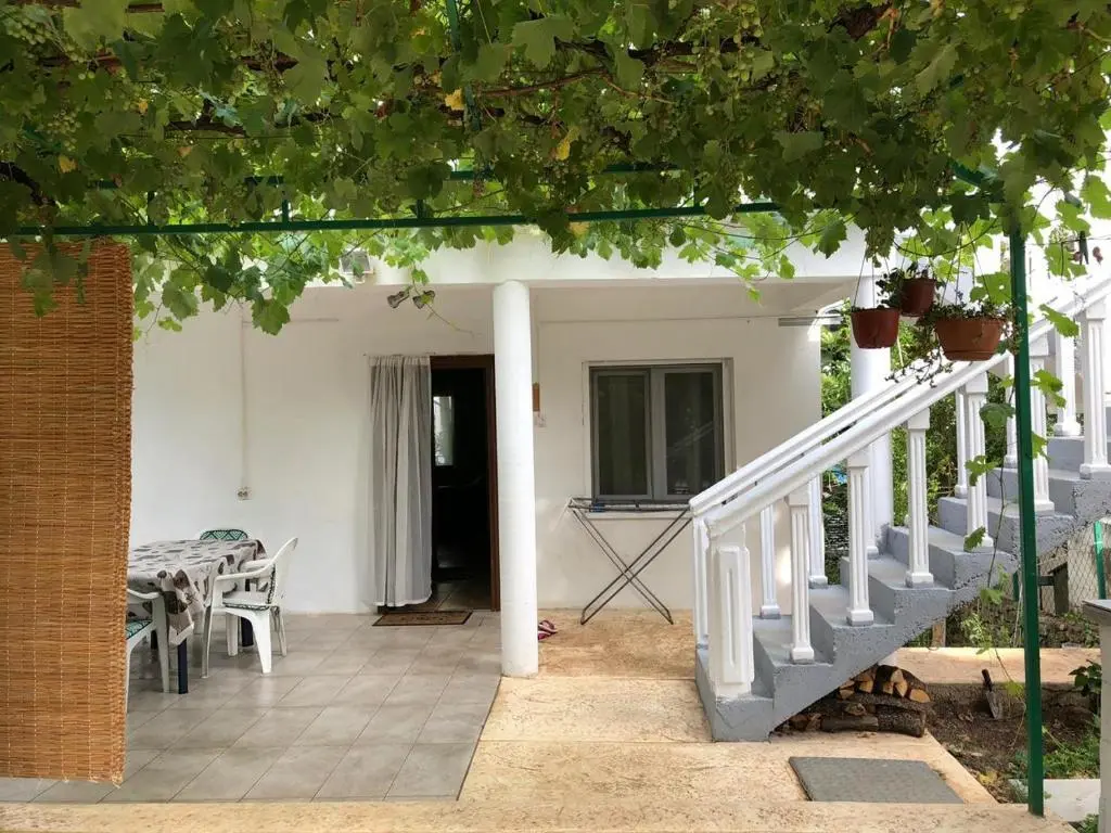 Добро Вода: Apartments Dubrava 106