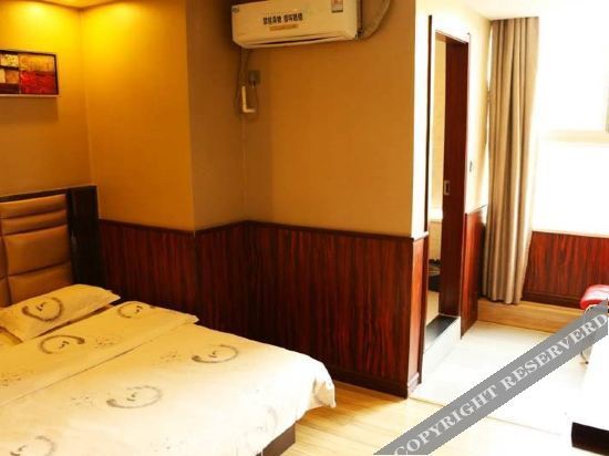 Ухань: Wuhan 6+1 Express Hotel