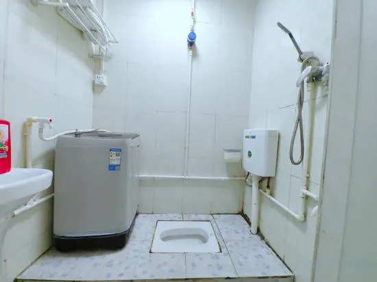 Чжуншань: Oyo Baihe Hostel (Zhongshan Xiaolan)