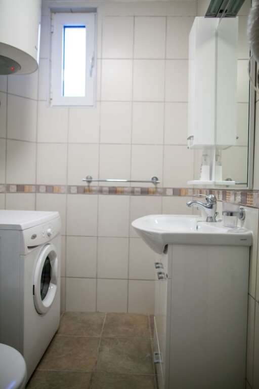 Бечичи: Lira Apartment