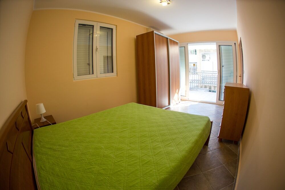 Бечичи: Lira Apartment