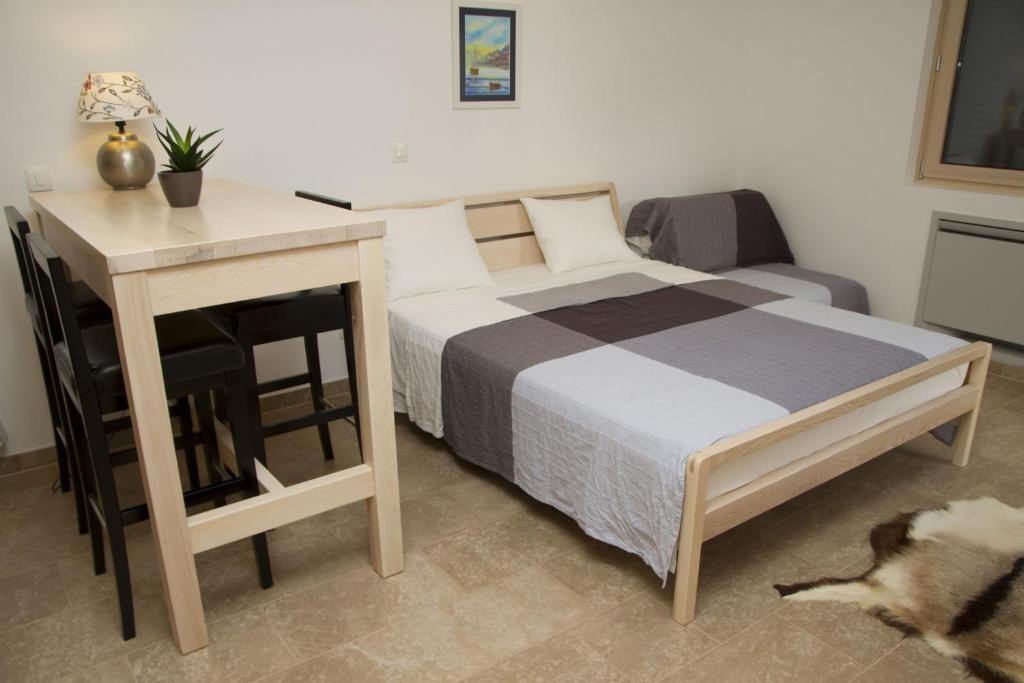 Сутоморе: Apartments Brežanin