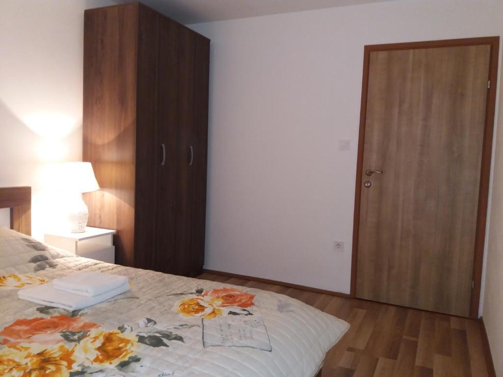Цетине: Apartment Mirkovic