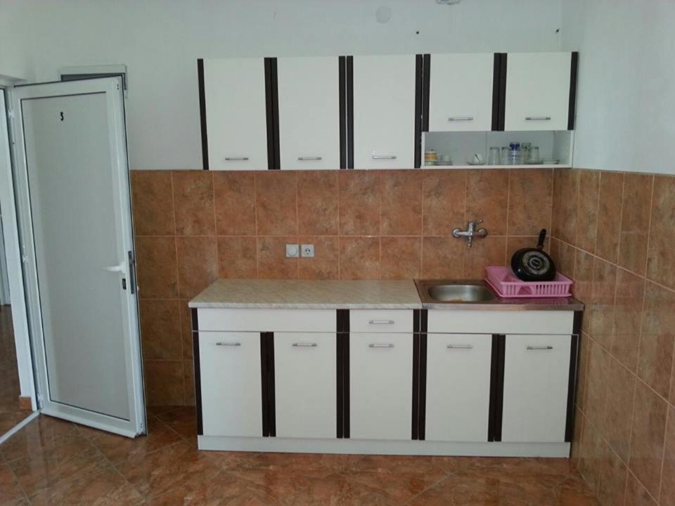 Ульцинь: Apartments Dukat