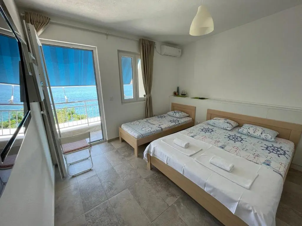 Сутоморе: Two Palms Apartment