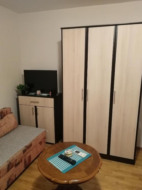 Игало: Apartment Atina