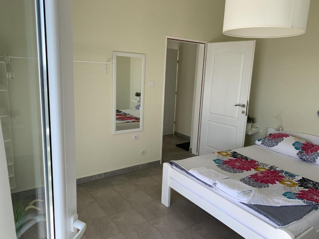 Бар: Gosa Apartments