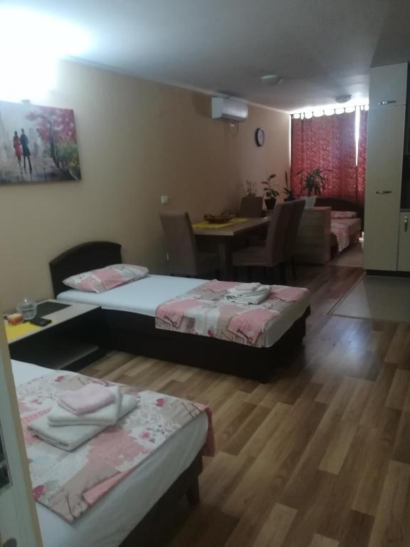 Будва: Apartments Vis Jaz