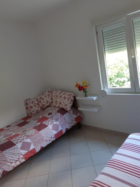 Цетине: Cvjetni Apartmani