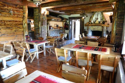 Плевля: Motel Nacionalni Restoran Ognjiste