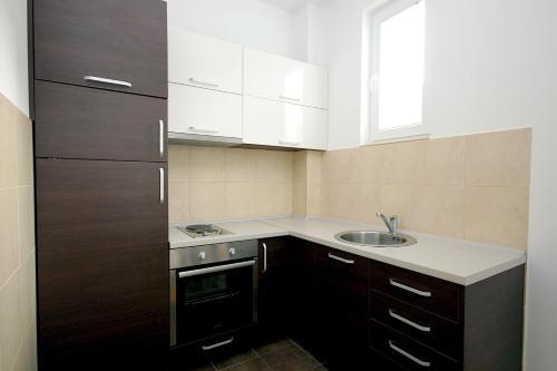 Петровац: Apartments Drašković Mirišta