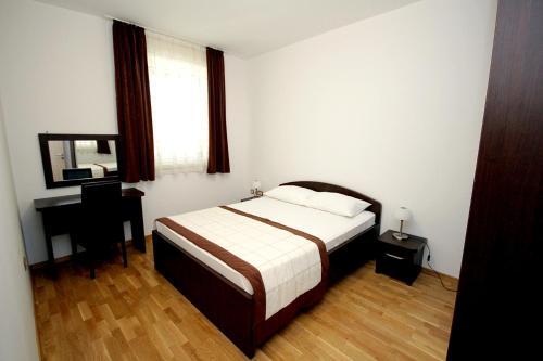 Петровац: Apartments Drašković Mirišta