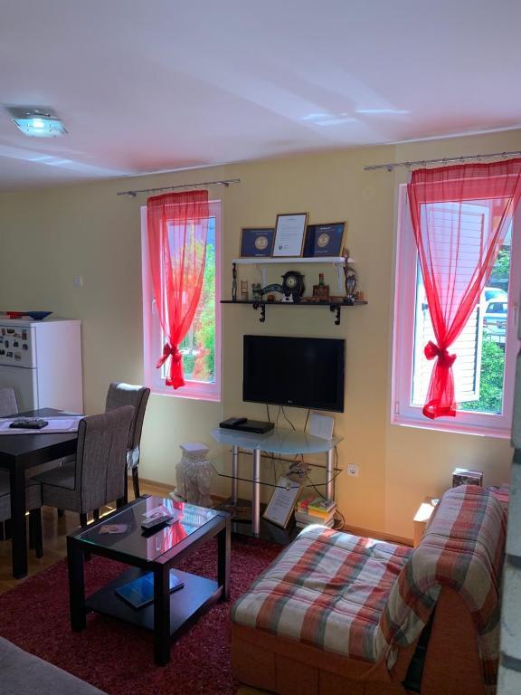 Доброта: Apartman Trklja