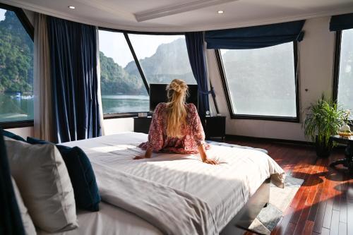Халонг: Le Theatre Cruises - Wonder on Lan Ha Bay