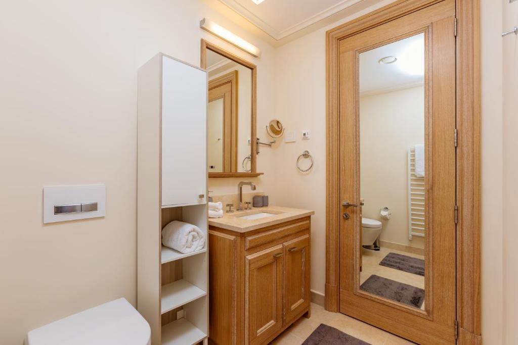 Тиват: Porto Montenegro Luxury Experience