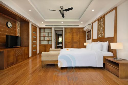 Дананг: Luxury Beach View Villa
