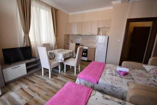 Игало: Apartments Anastasija