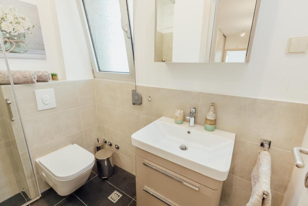 Деновичи: Apartments Villa Swissmonte