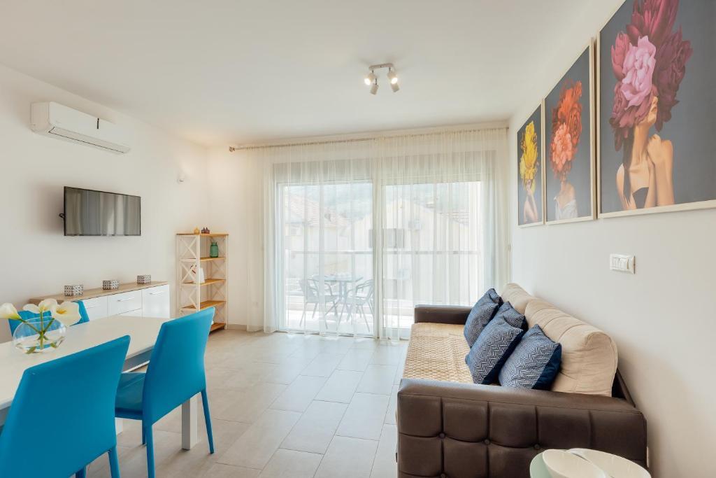 Деновичи: Apartments Villa Swissmonte