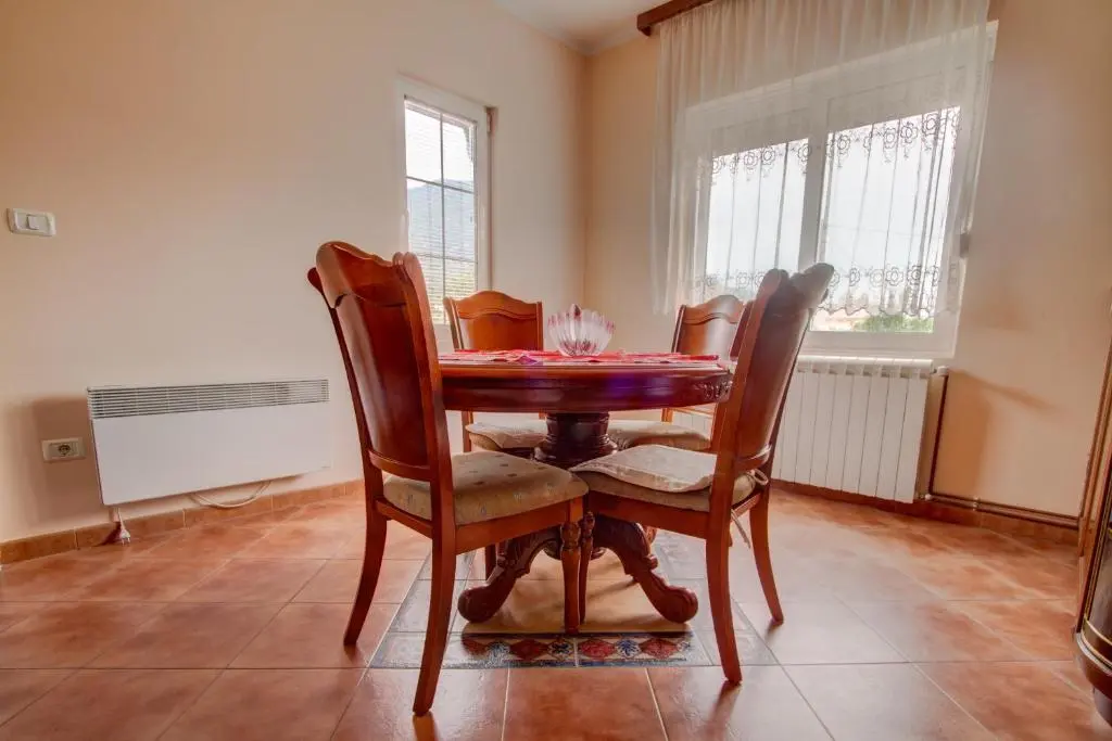 Радановичи: Residence Lamba