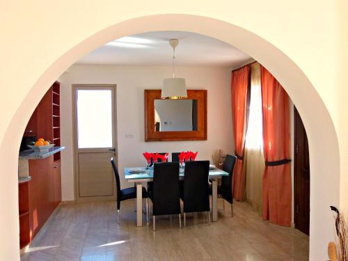 Полис Хрисохус: Villa Lalianda Sandy Beach Villas