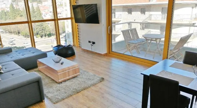 Будва: Sea Breeze Lux Apartments