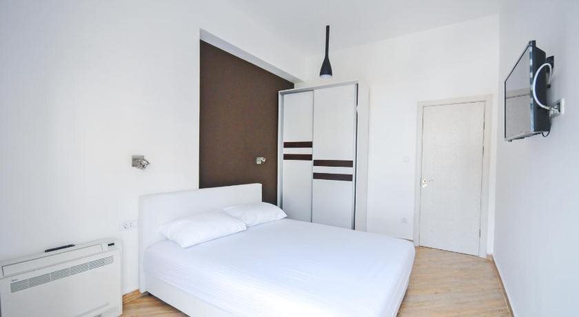 Будва: Sea Breeze Lux Apartments