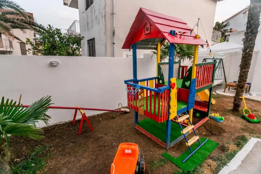 Биела: Apartments Nadja