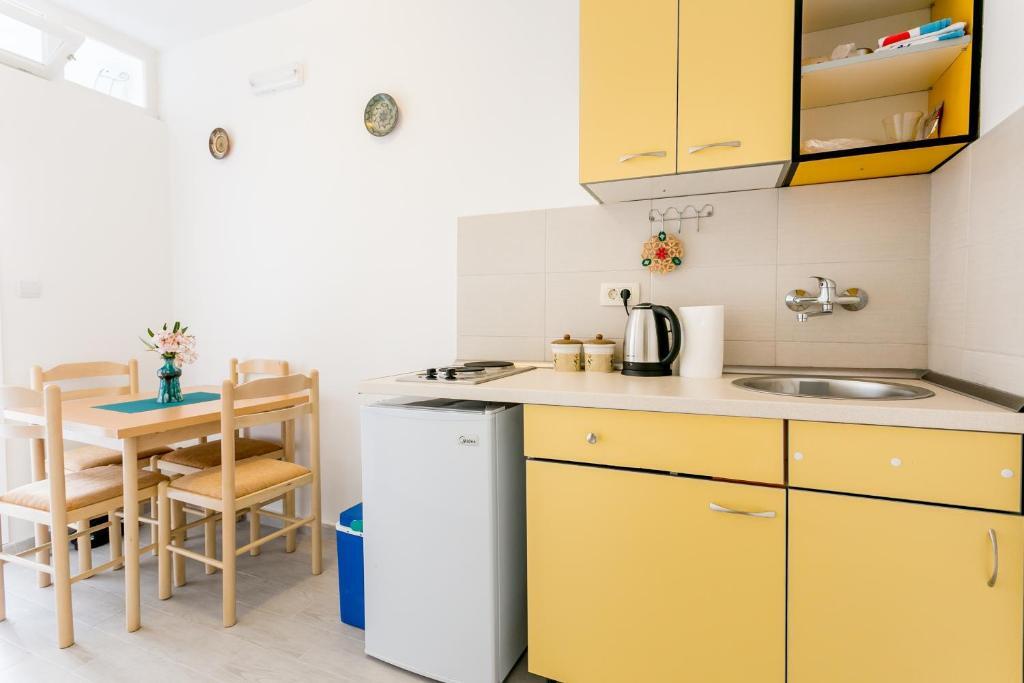 Биела: Apartments Nadja