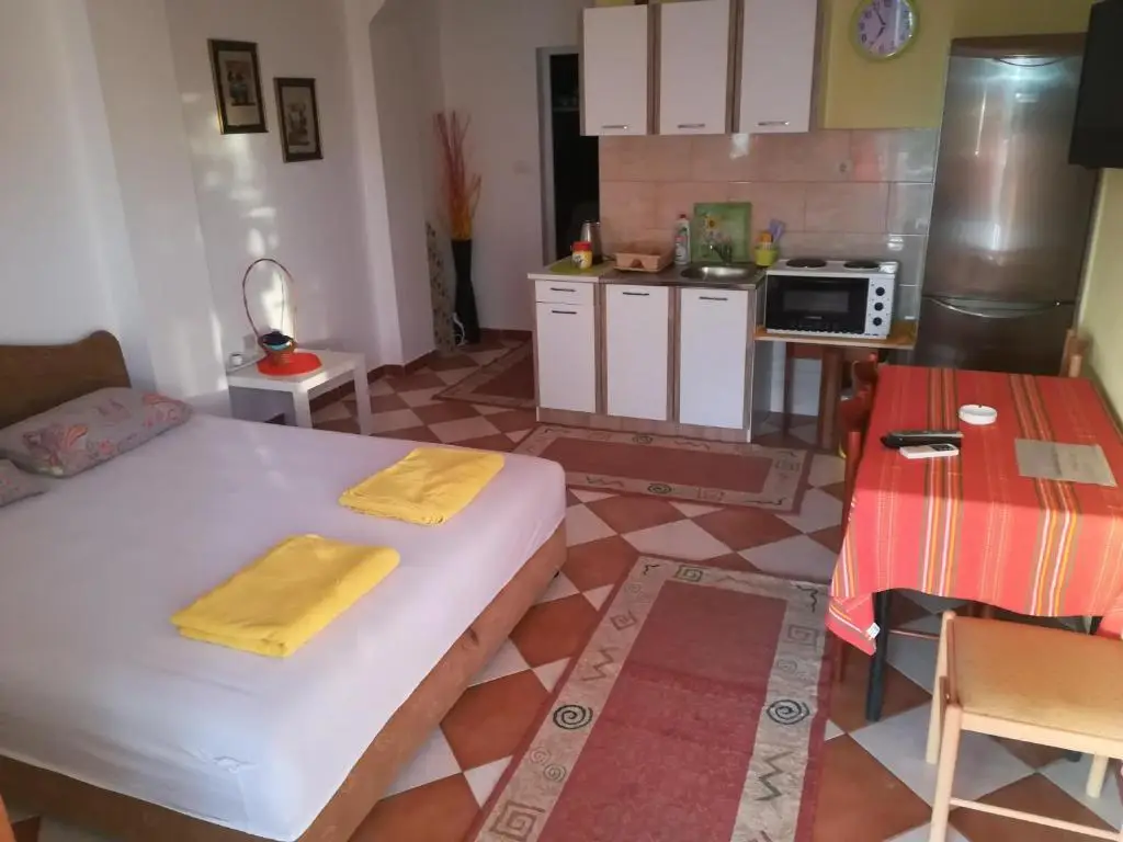 Будва: Montenegrina Apartment