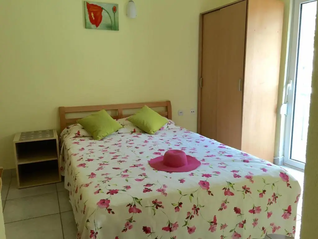 Сутоморе: Apartments Villa Dadora