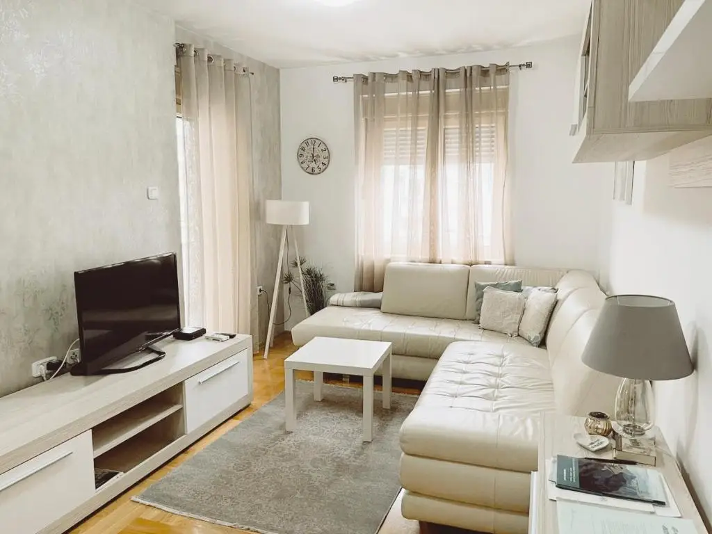 Подгорица: Apartment Aurora