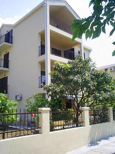 Apartmani i sobe Marija — фото 1