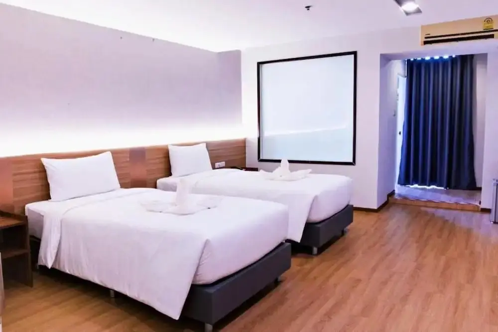 Банг Пхли: The Srivaree Airport Hotel
