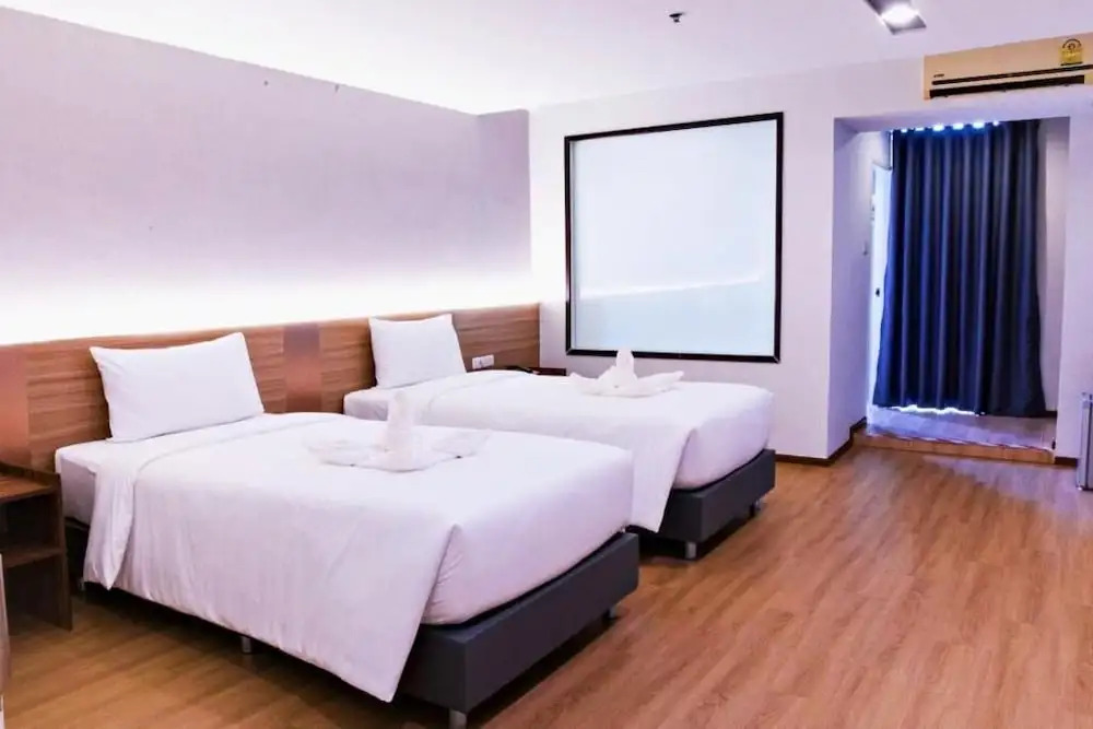Банг Пхли: The Srivaree Airport Hotel