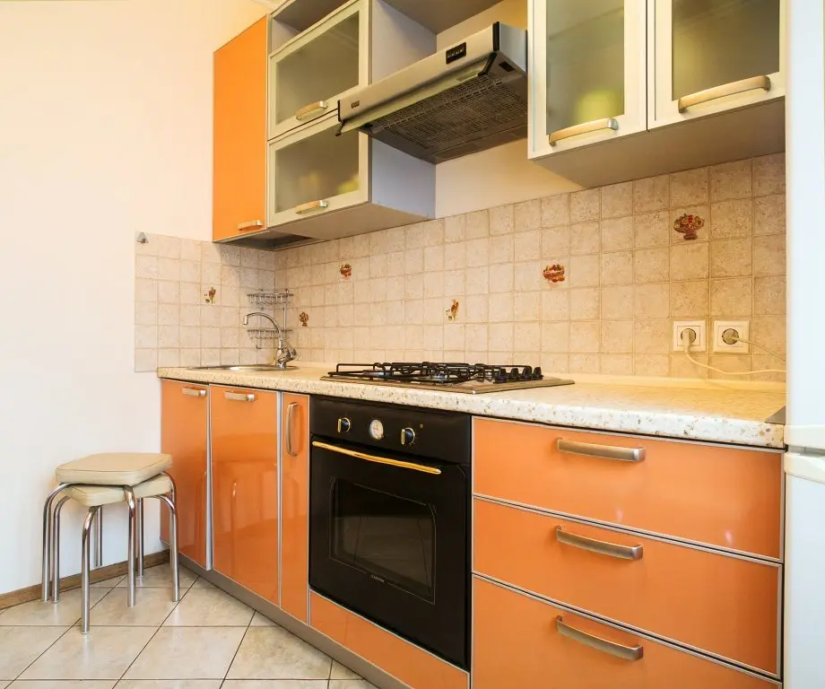 Москва: 4 Rooms At Smolenskaya Apartments