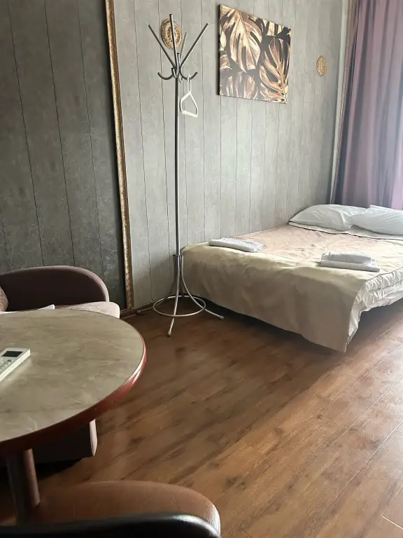 Санкт-Петербург: Меблированные комнаты  5 Rooms Apartment Nika Nevsky 88
