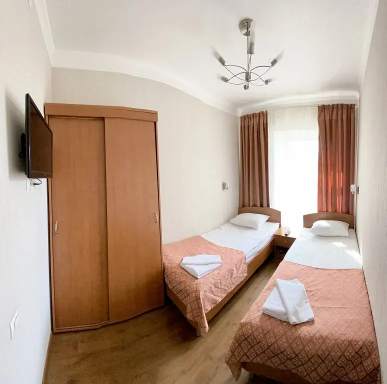 Санкт-Петербург: Меблированные комнаты 5 Rooms Apartment Nika Nevsky 88