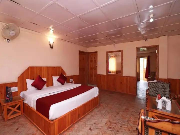 Касоль: Hotel Devlok International