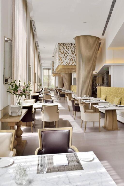 Агра: Courtyard by Marriott Agra