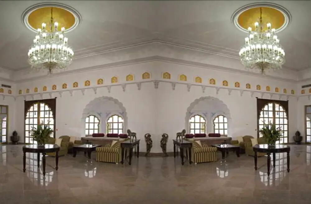 Навалгарх: Udai Vilas Palace Mandawa