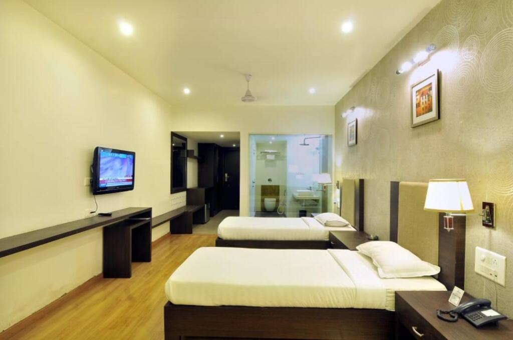 Райпур: Hotel Aditya